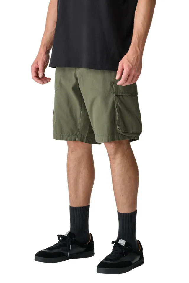 Tailored Fit Utility Pocket Cargo Shorts