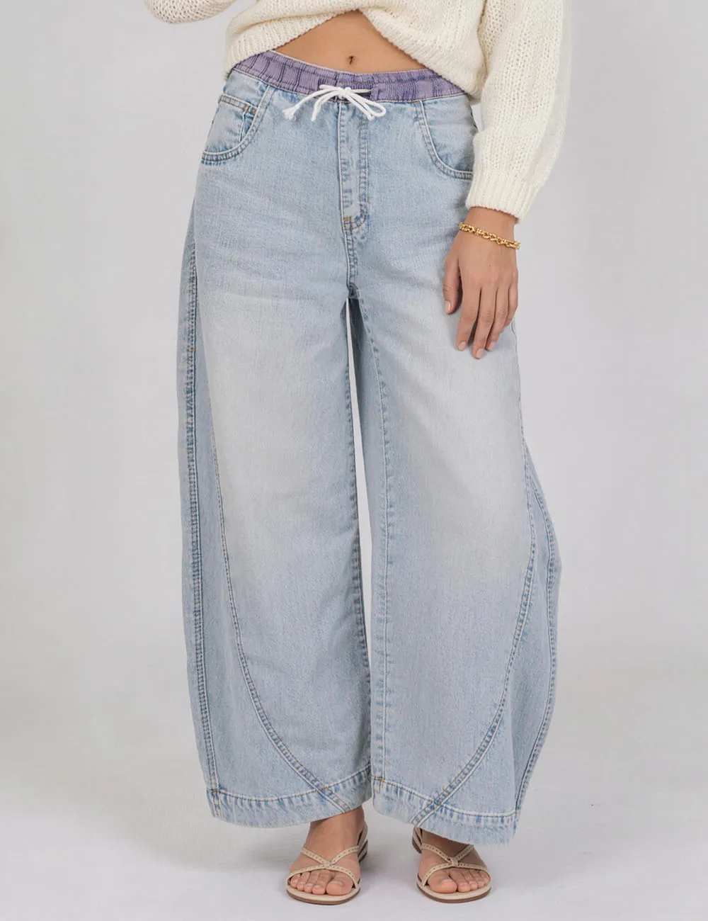 Color Block Drawstring Waist Barrel Leg Denim Pants