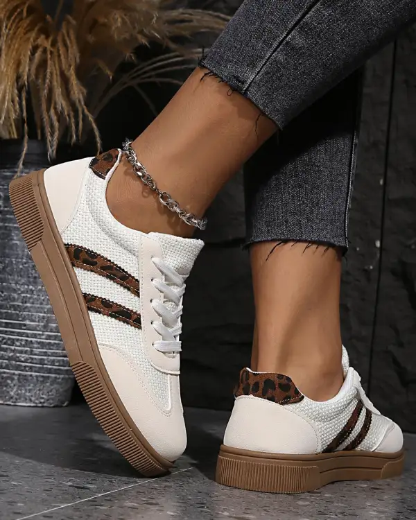 Balanced Focus Casual Sneakers