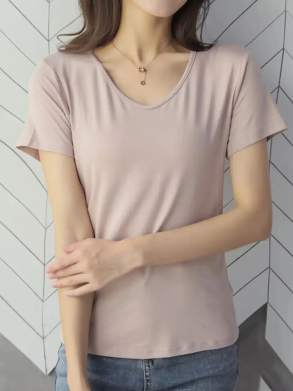 Easy-Wear V-Neck Short-Sleeve T-Shirt