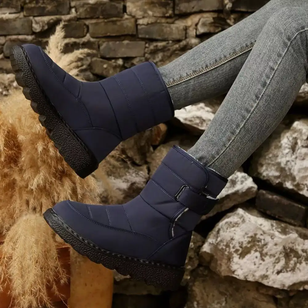 Refined Round Toe Platform Boots