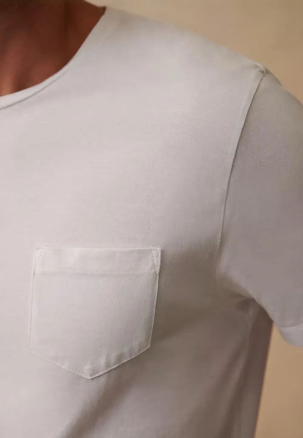 White Pocket Crew Neck Everyday Basic T-Shirt