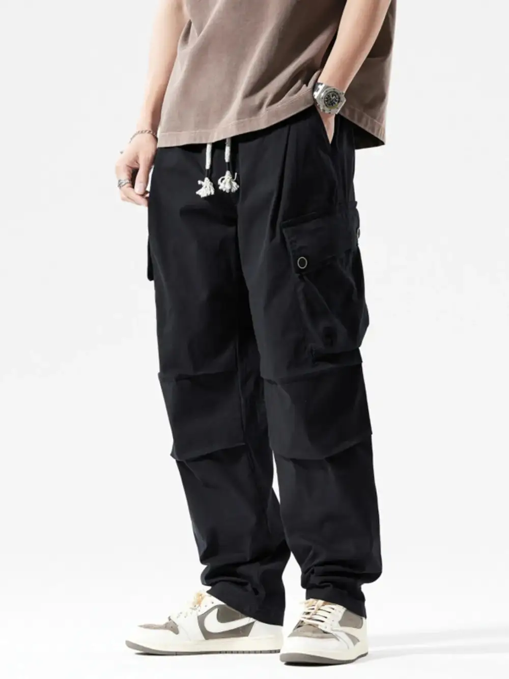 Men’s Loose Fit Multi-Pocket Cargo Pants