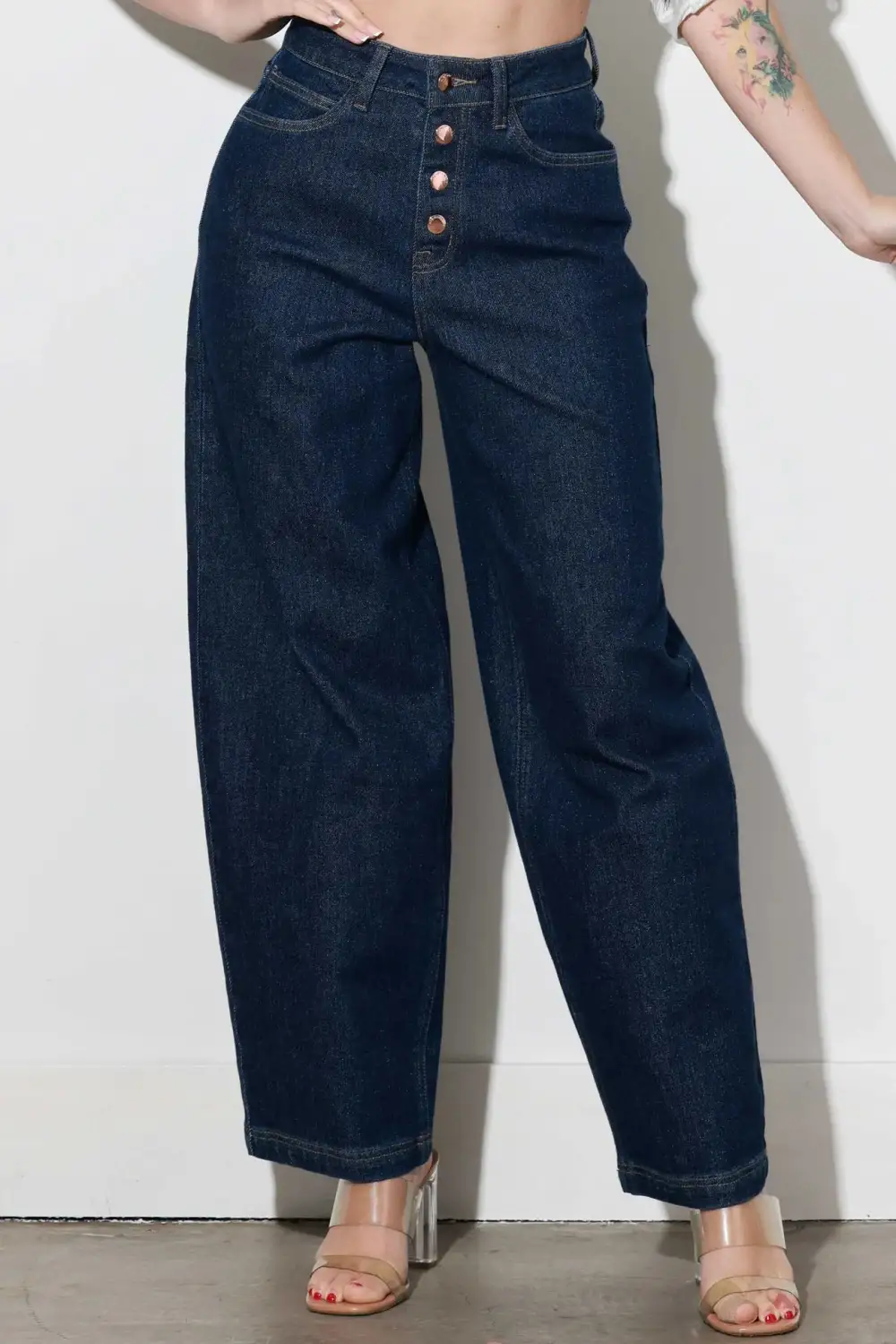 Relaxed Barrel Baggy Jeans