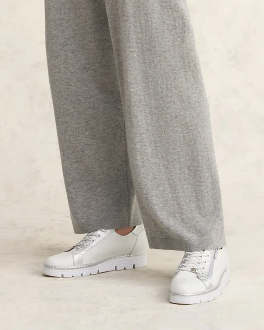 Elastic Waist Wide Leg Knit Pants