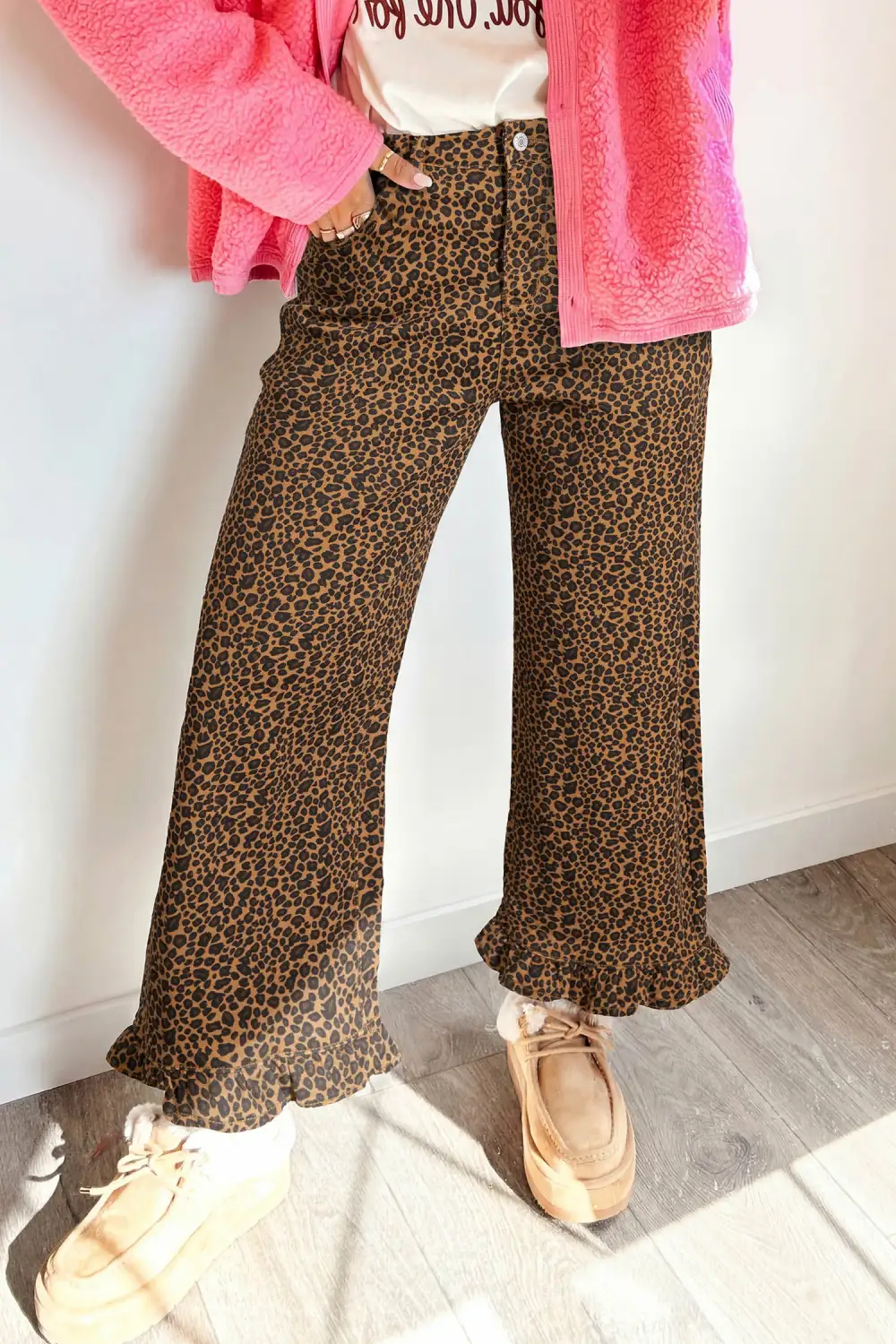 Women's Leopard Print Ruffled Hem Shift Jeans