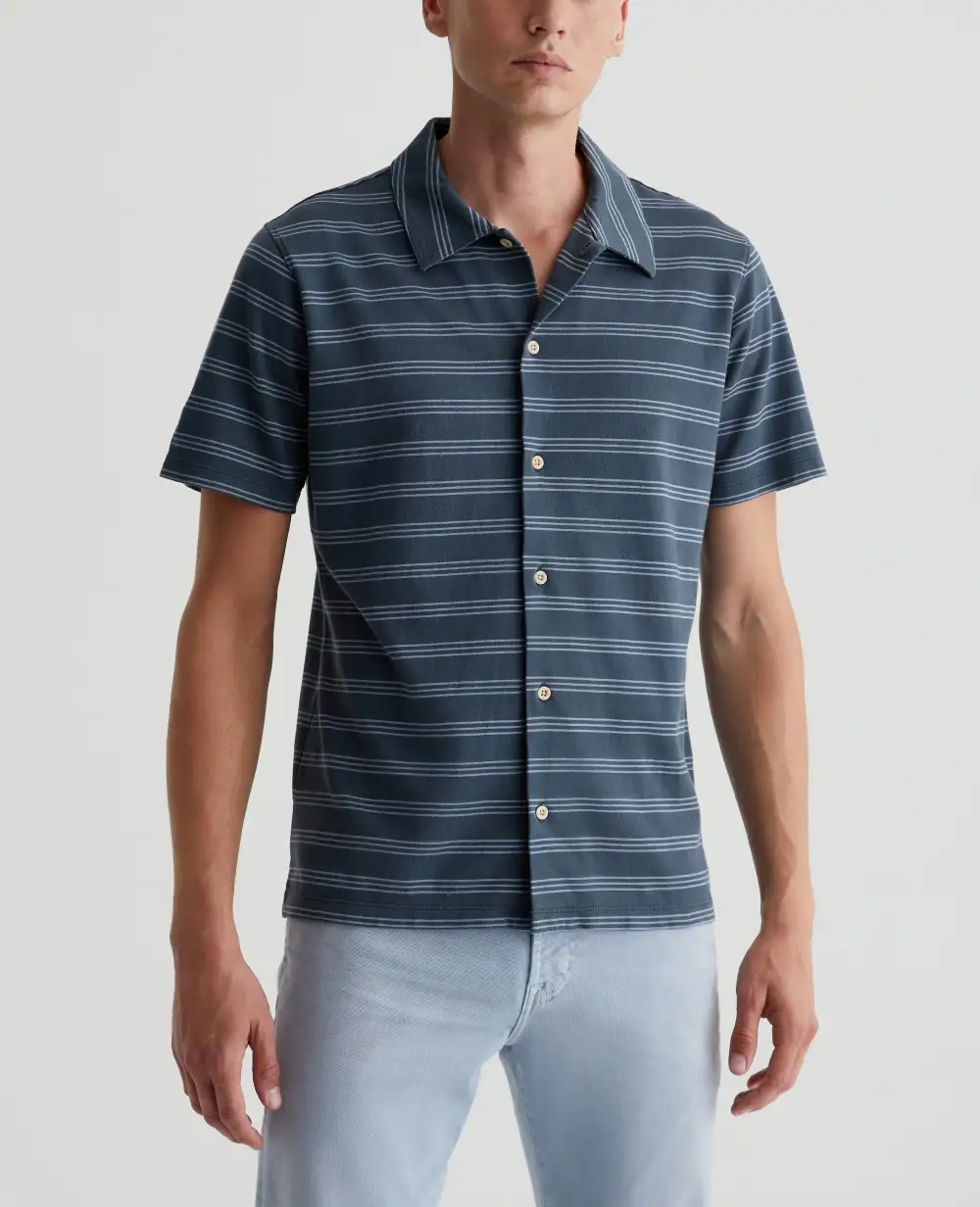Men's Short Sleeve Button-Up Shirt
