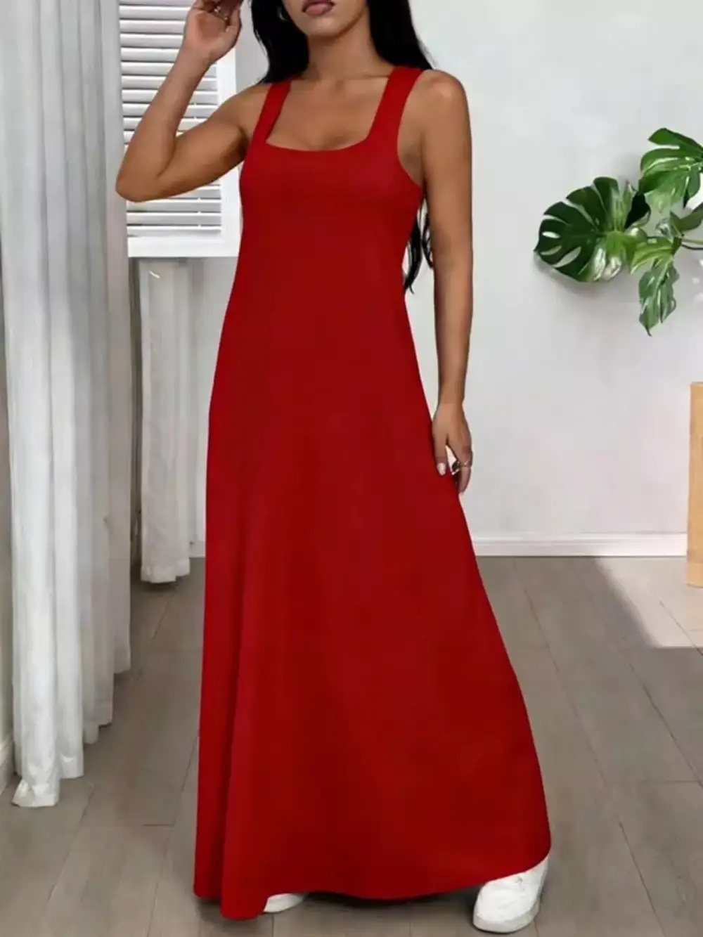 Scoop Neck Cami And Maxi Dress Set
