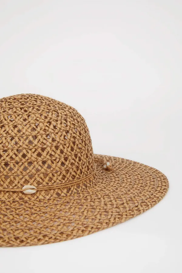 Ladies' Vacation-Style Hat