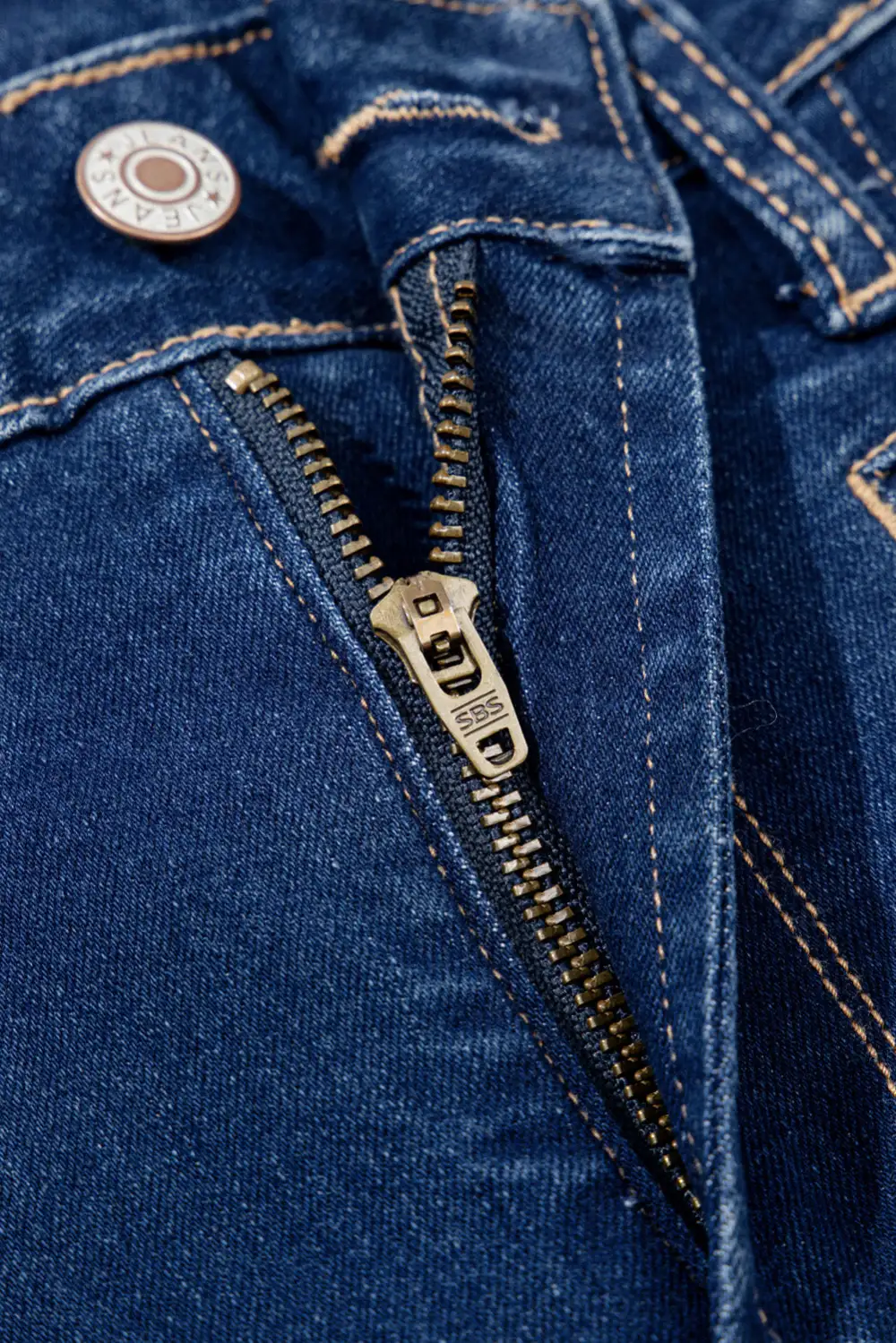 Refined Washed Straight Leg Jeans