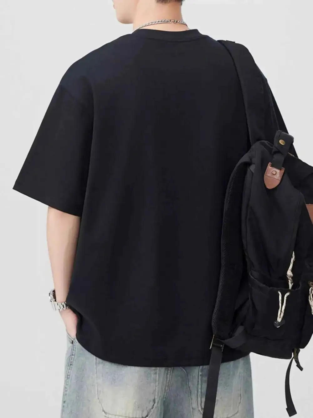Breathable Round Neck Short Sleeve T-Shirt