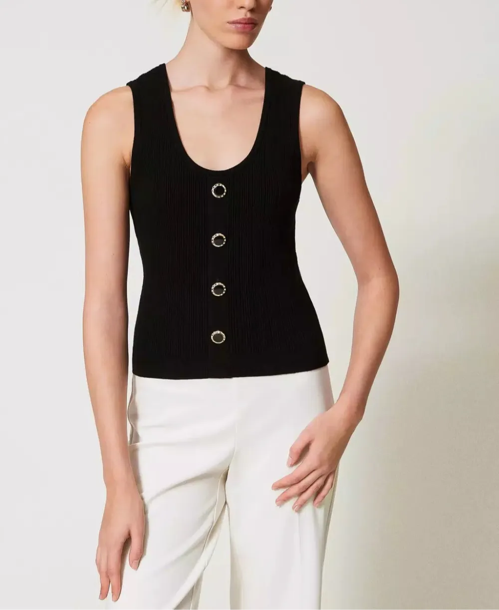 Fitted Knit Blouse