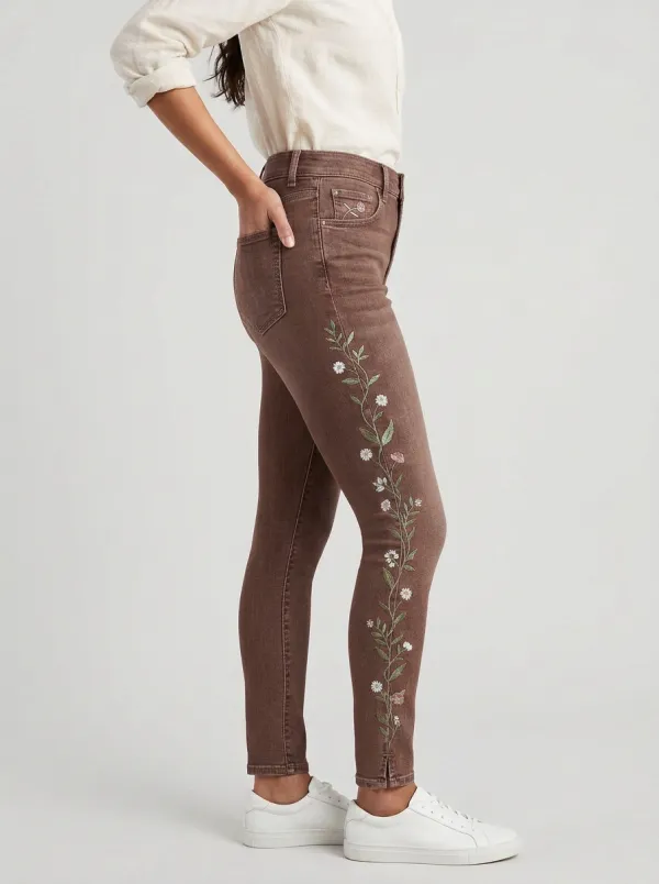 Women's Floral Nature Embroidered Slim Jeans