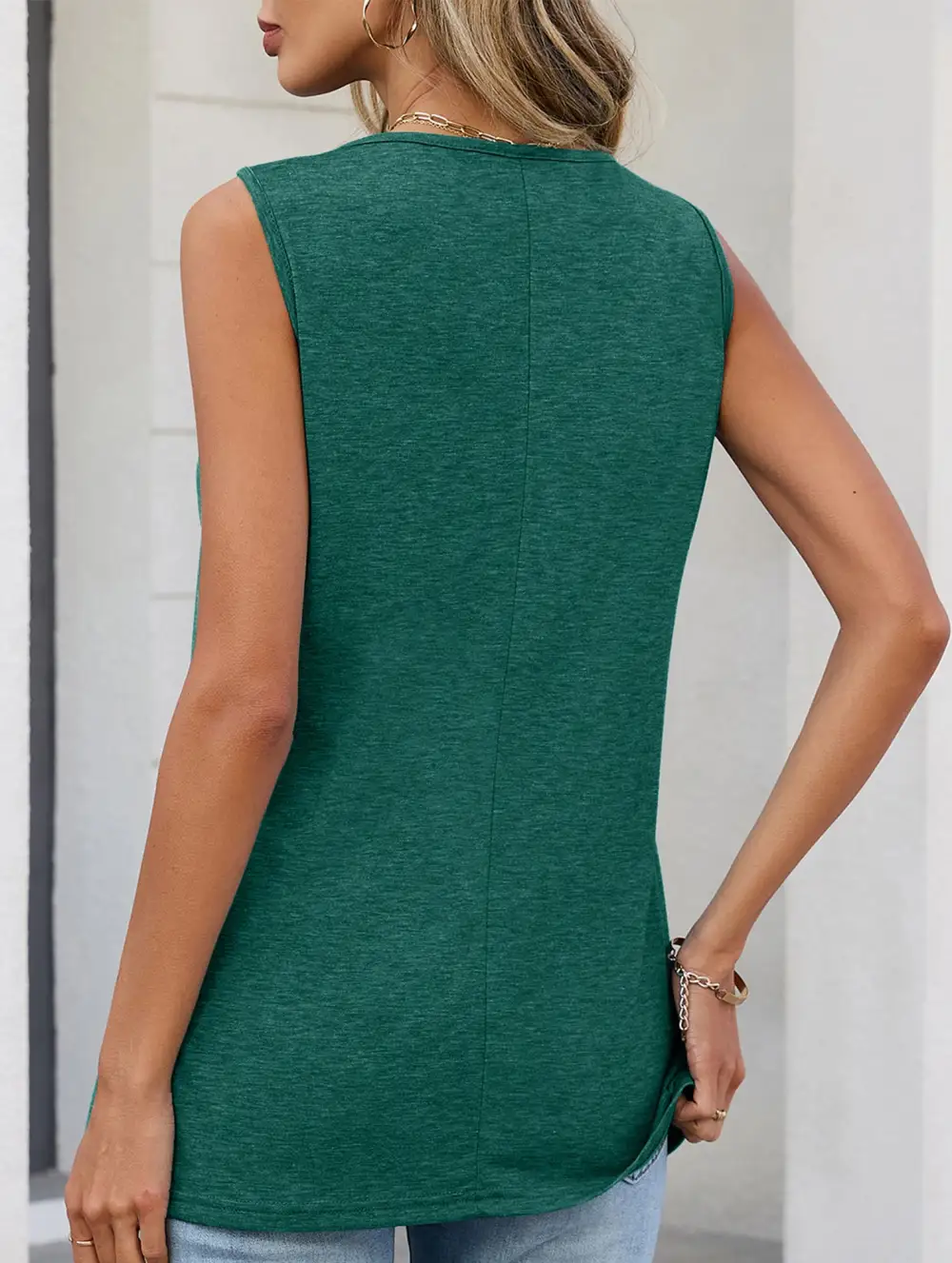 Ruched V Neck Sleeveless Tank Top