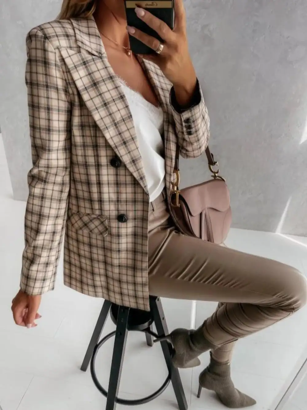 Refined Double-Breasted Houndstooth Blazer