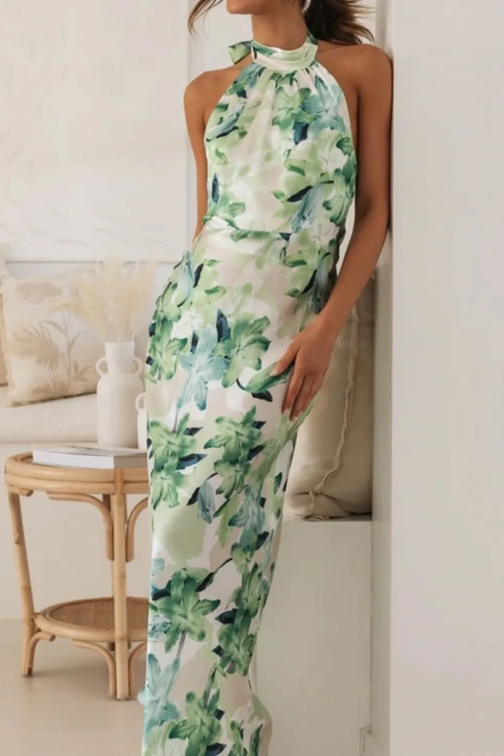 Lightweight Feel Floral Printed Maxi Dress