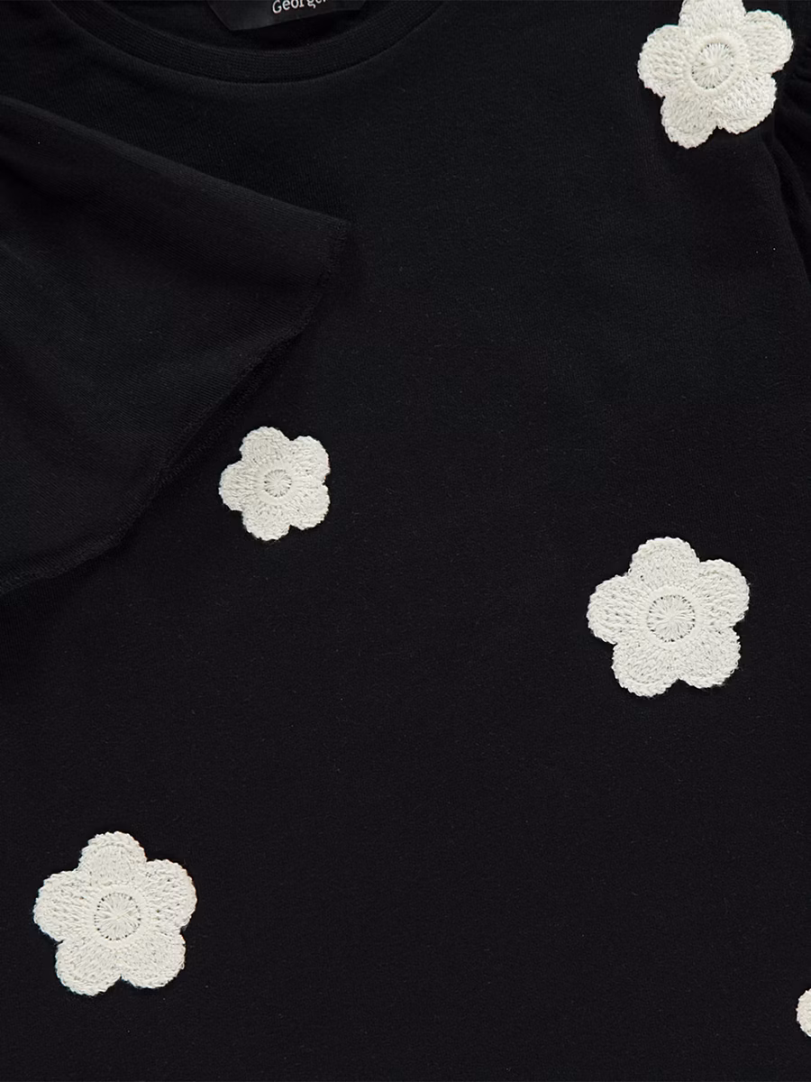 Black Crochet Flower T Shirt detail 1