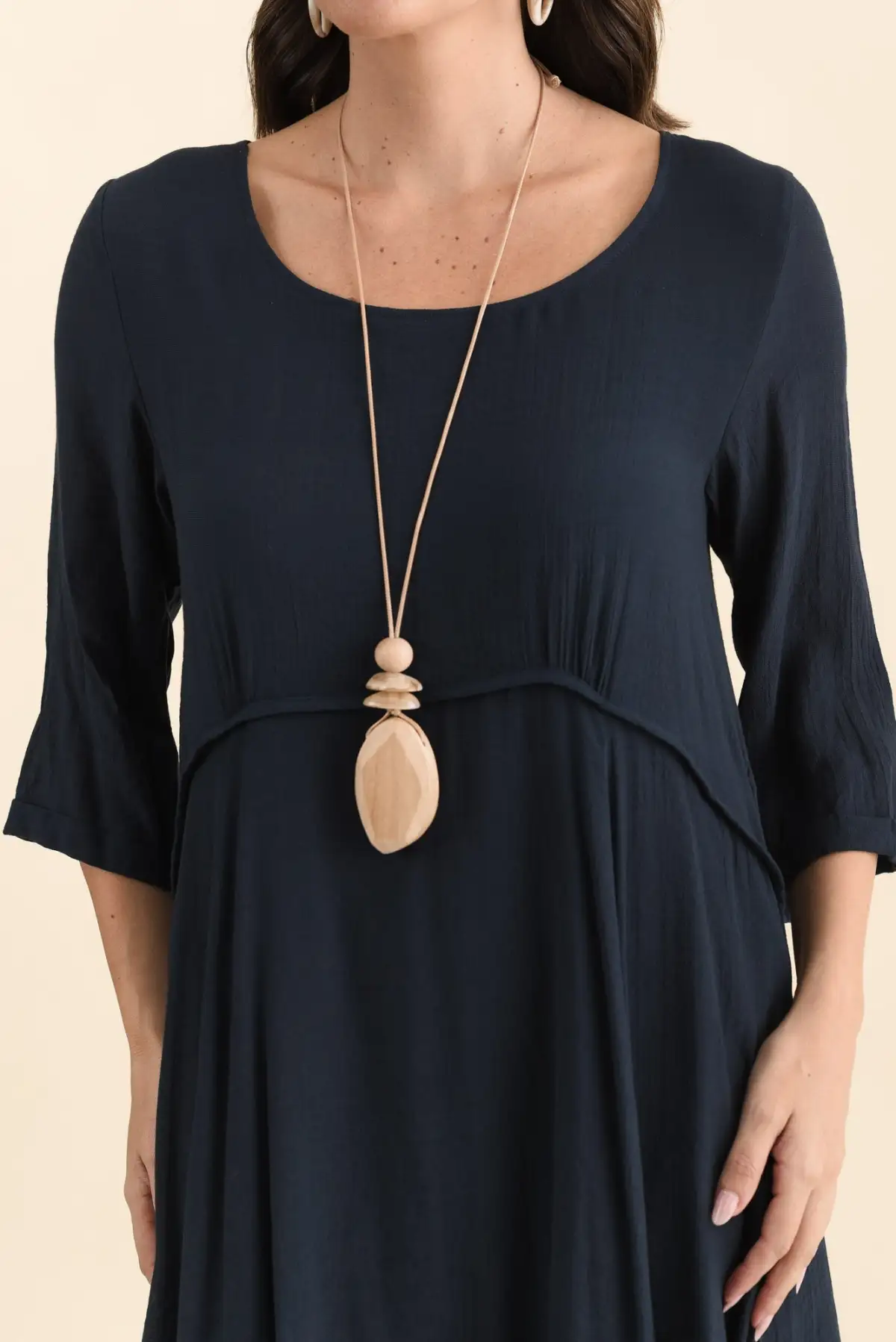 Knee-Length Rayon Pocket Round-Neck Half-Sleeve A-Line Crescent-Waist Dress