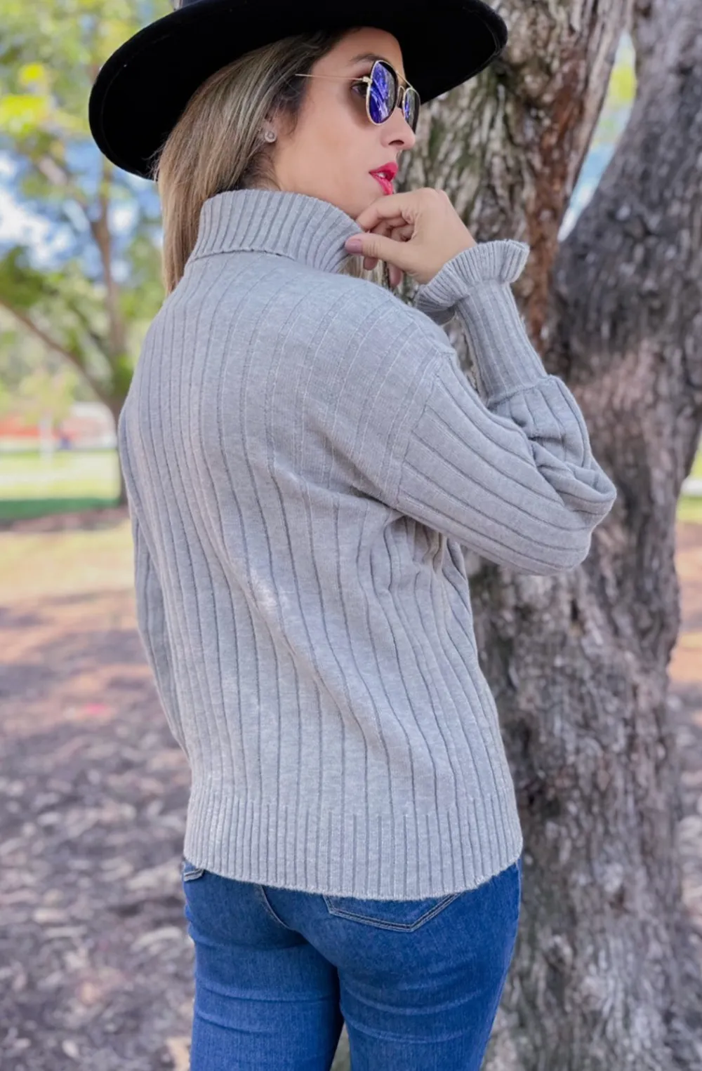 Knit Ribbed Ruffle Trim Sweater