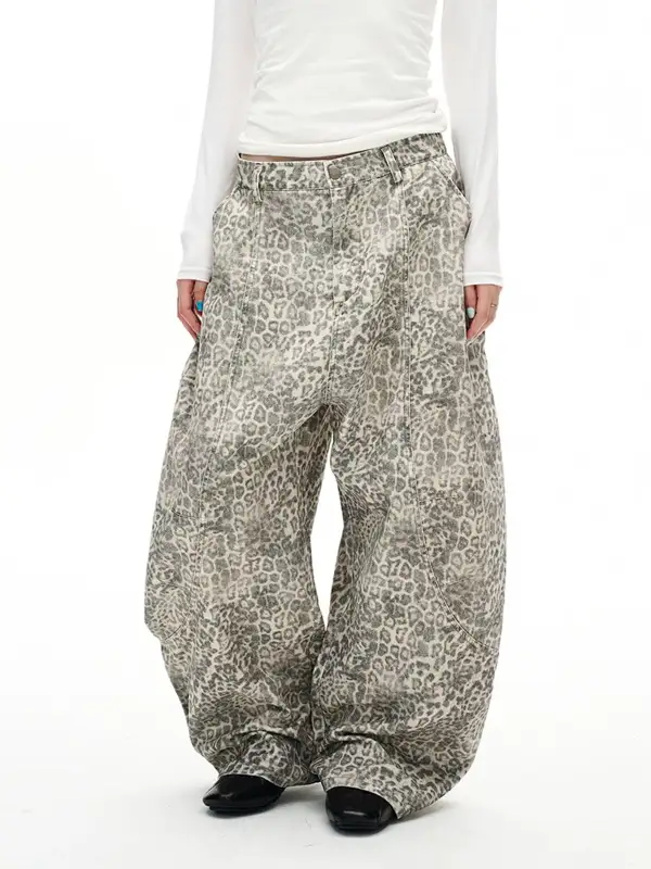 Barrel-Leg Curved-Cut Leopard Pants