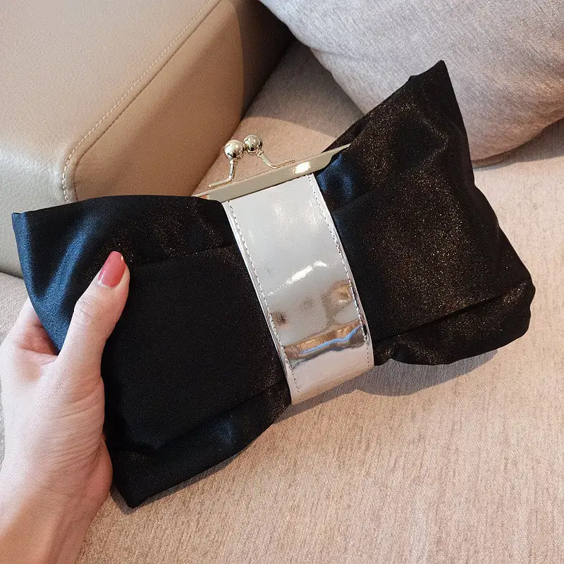 Bow Detail Clutch Bag