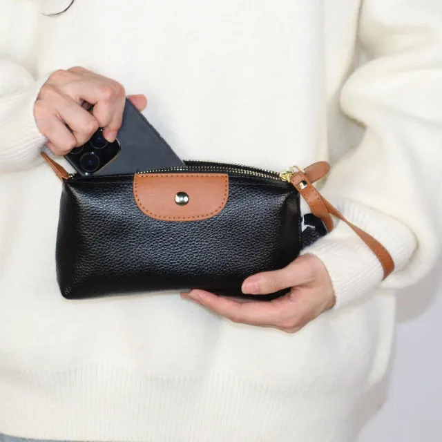 Pocket-Organizing Leather Coin Purse