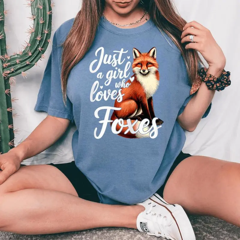 Fox Cute Just A Girl Who Loves Foxes Women's Oversized Comfort T-shirt