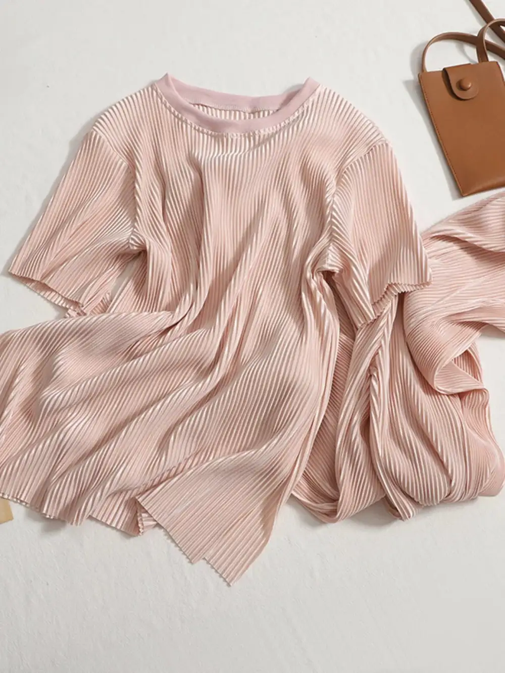 Short Sleeve T Shirt and Pants Set