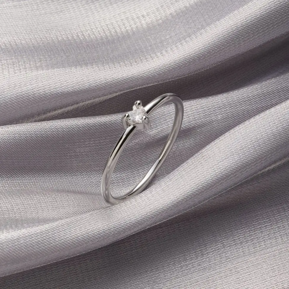 Modern Heart Ring