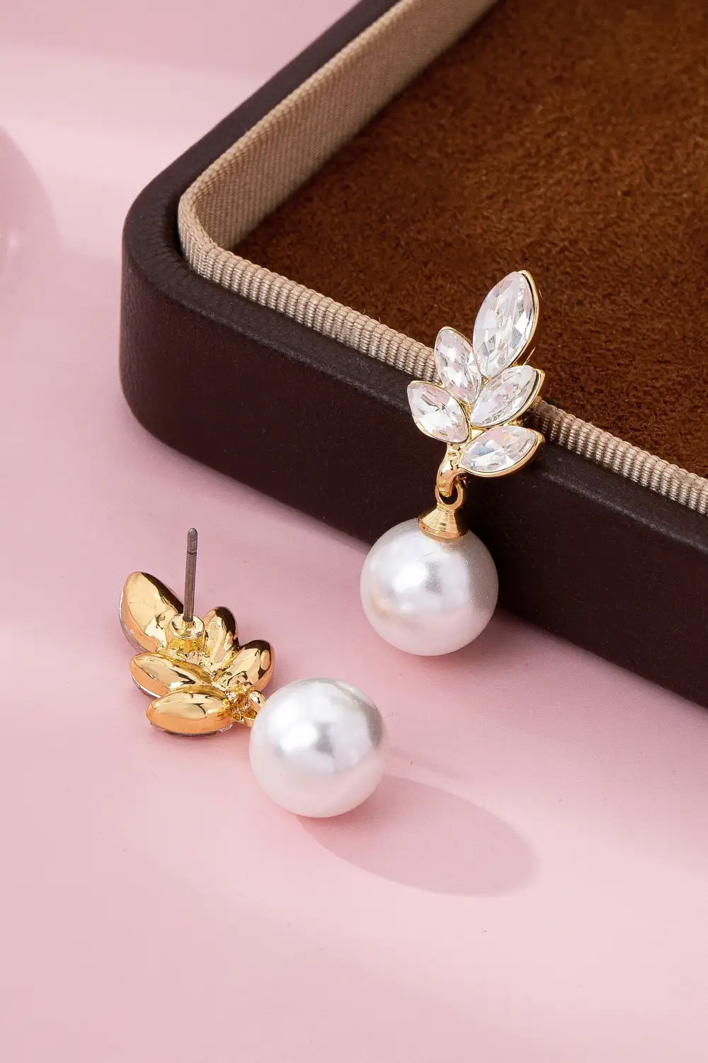Glass Crystal Cluster Teardrop Pearl