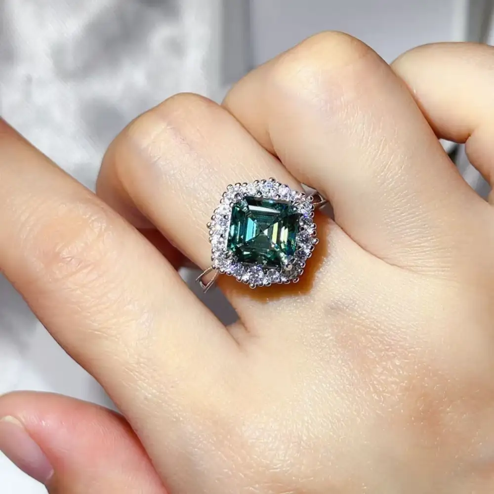 Classic Moissanite Ring