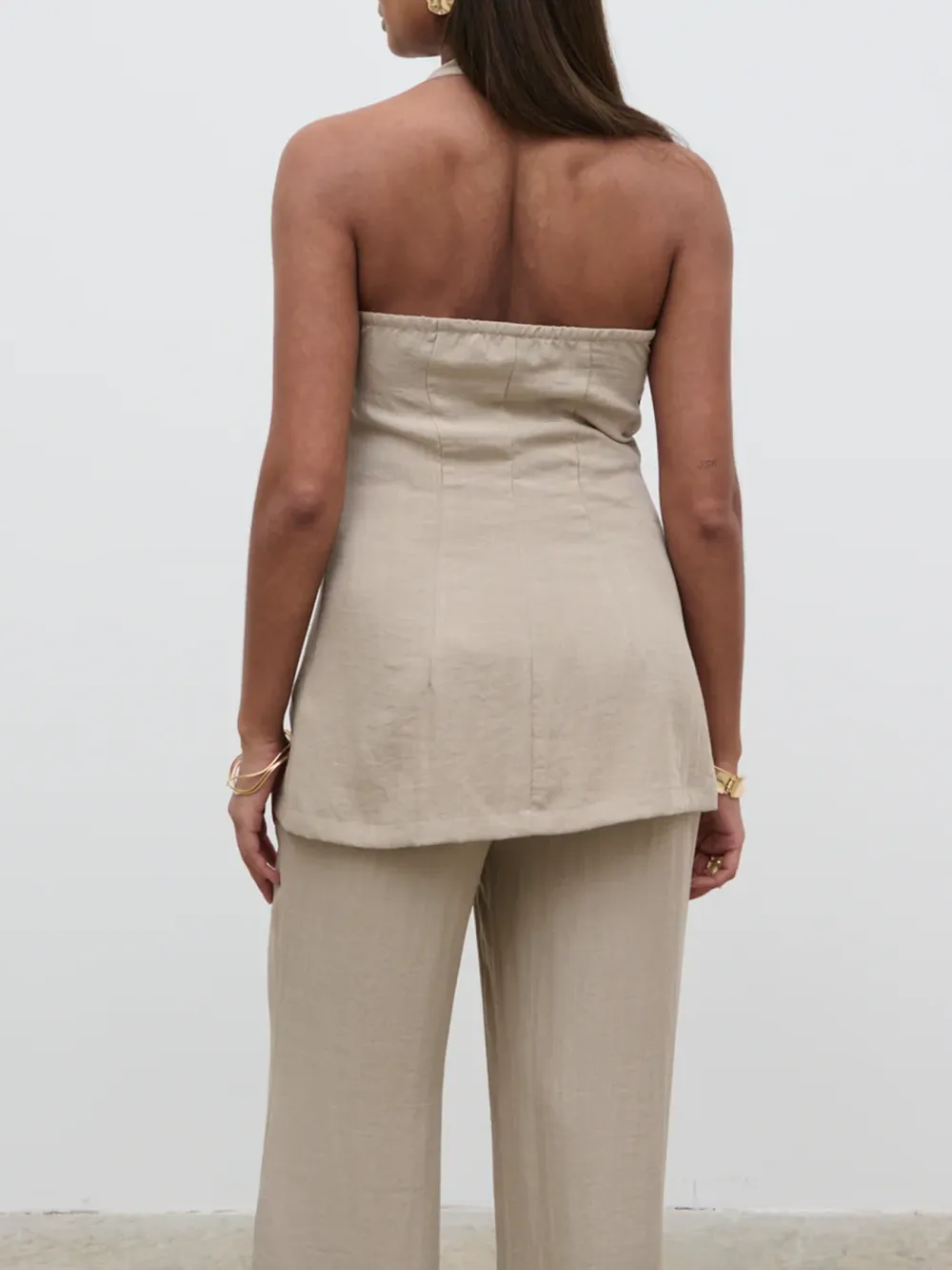 Sleeveless Halterneck Waistcoat