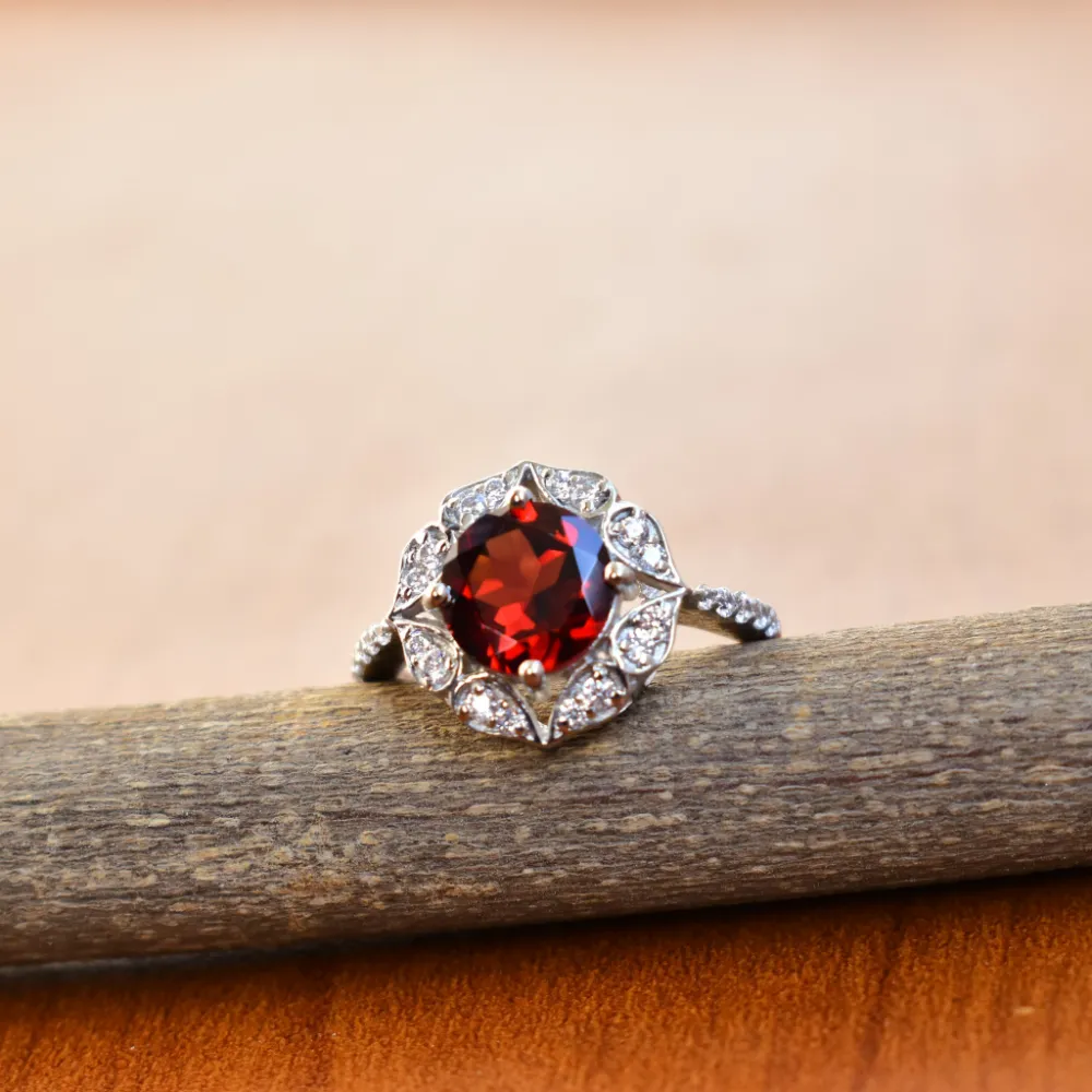 Vintage Floral Garnet Ring
