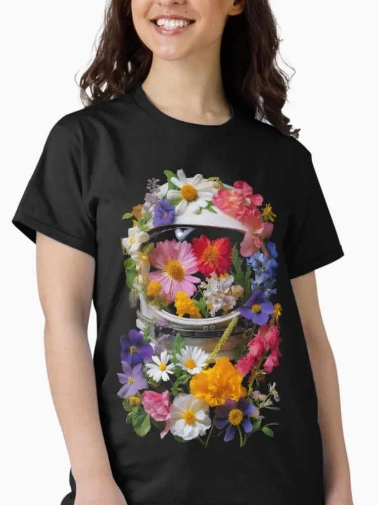 Women's Stylish Artistic Astronaut Print Crew Neck Short-Sleeve T-Shirt