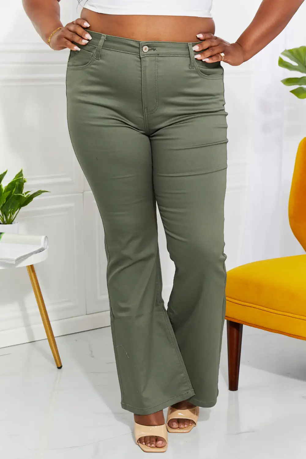 Bootcut High Waist Pocketed Everyday Jeans