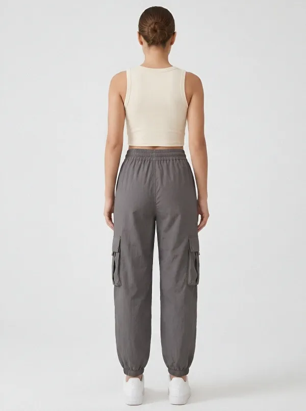 Everyday Elastic-Waist Breathable Breathable Cargo Pants