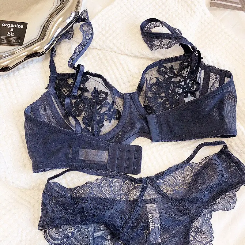 Corset-Inspired Lace Lingerie Set
