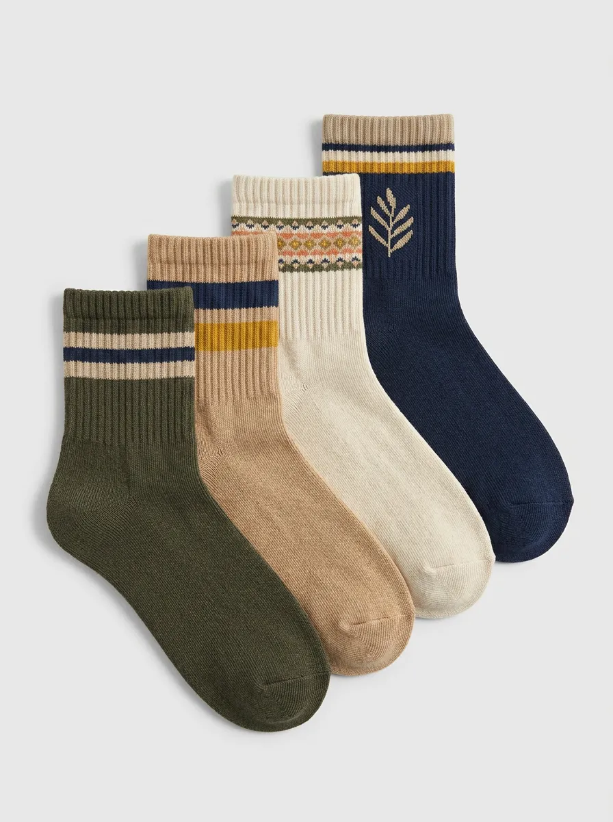 Comfort-Look Geometric Striped Four-Pair Crew Socks
