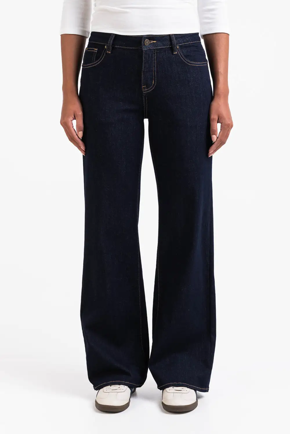 Casual Mid Rise Straight Leg Jeans