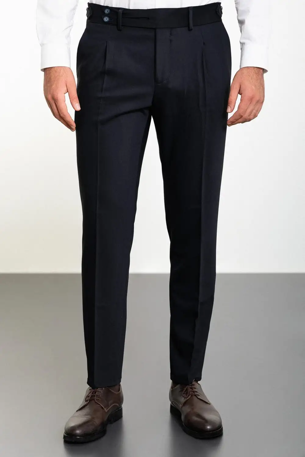 Modern Straight Slim Fit Belt Detail Side Pocket Pleated Tailored Trousers