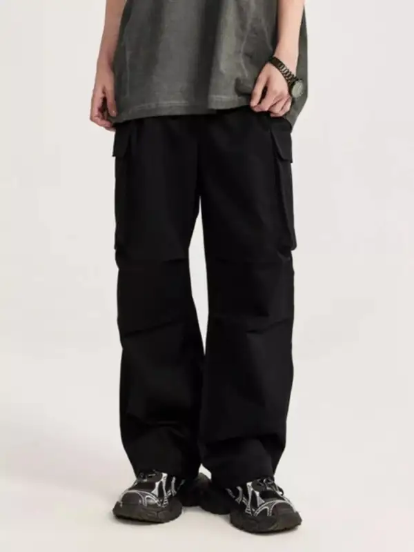 Relaxed Fit Cargo Pants