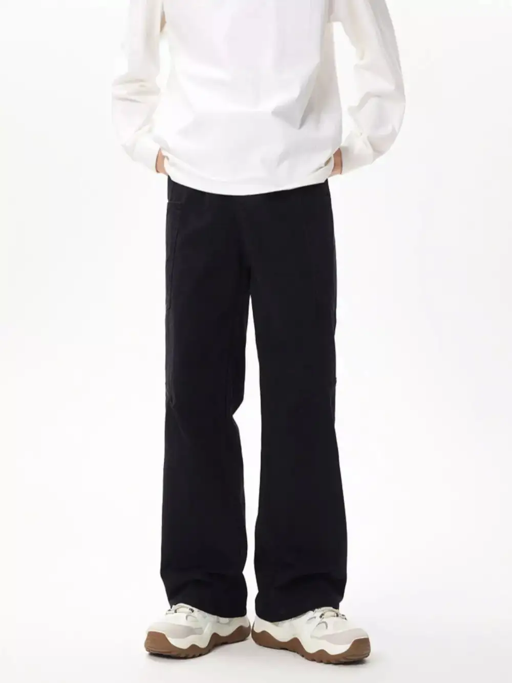 Everyday Wide Leg Cargo Jeans