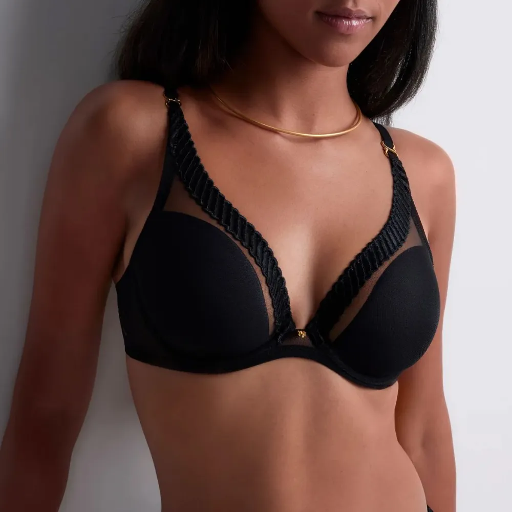 Women's Underwire Spacer Molded Embroidery Mesh Triangle Sheer Detail Deep Neckline Bra
