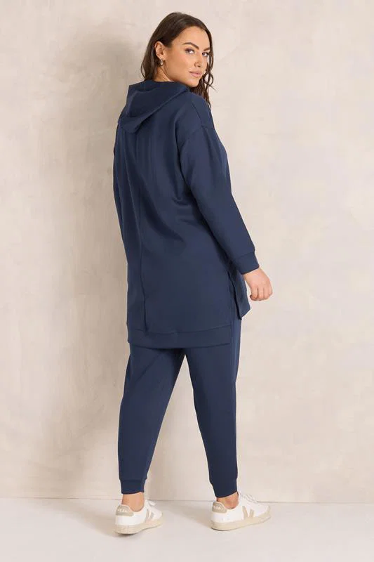 Set Navy Blue Luxe Hoodie & Joggers detail 2