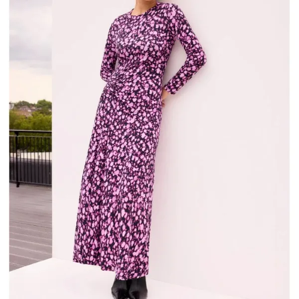 Relaxed Classic Women's Midi Dress