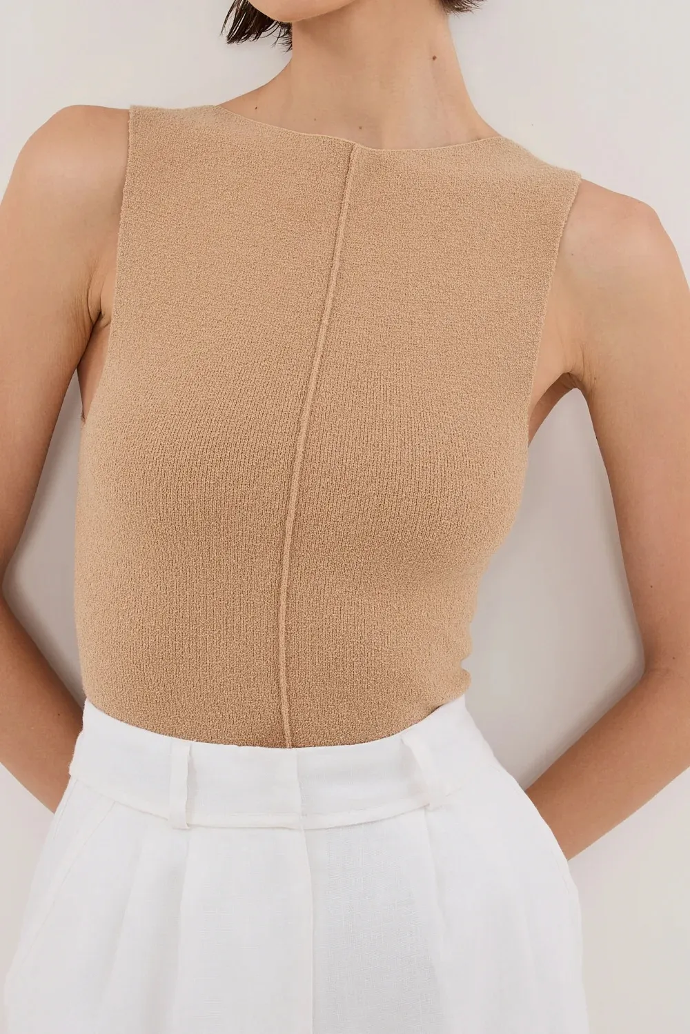 BOAT NECK TOP