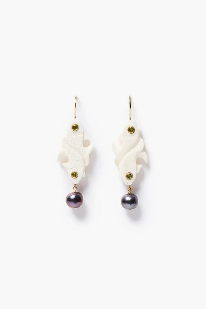 Dainty Pearl Drop Earrings