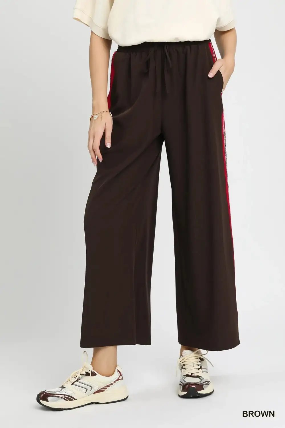 Wide Leg Contrast Side Trim Pants