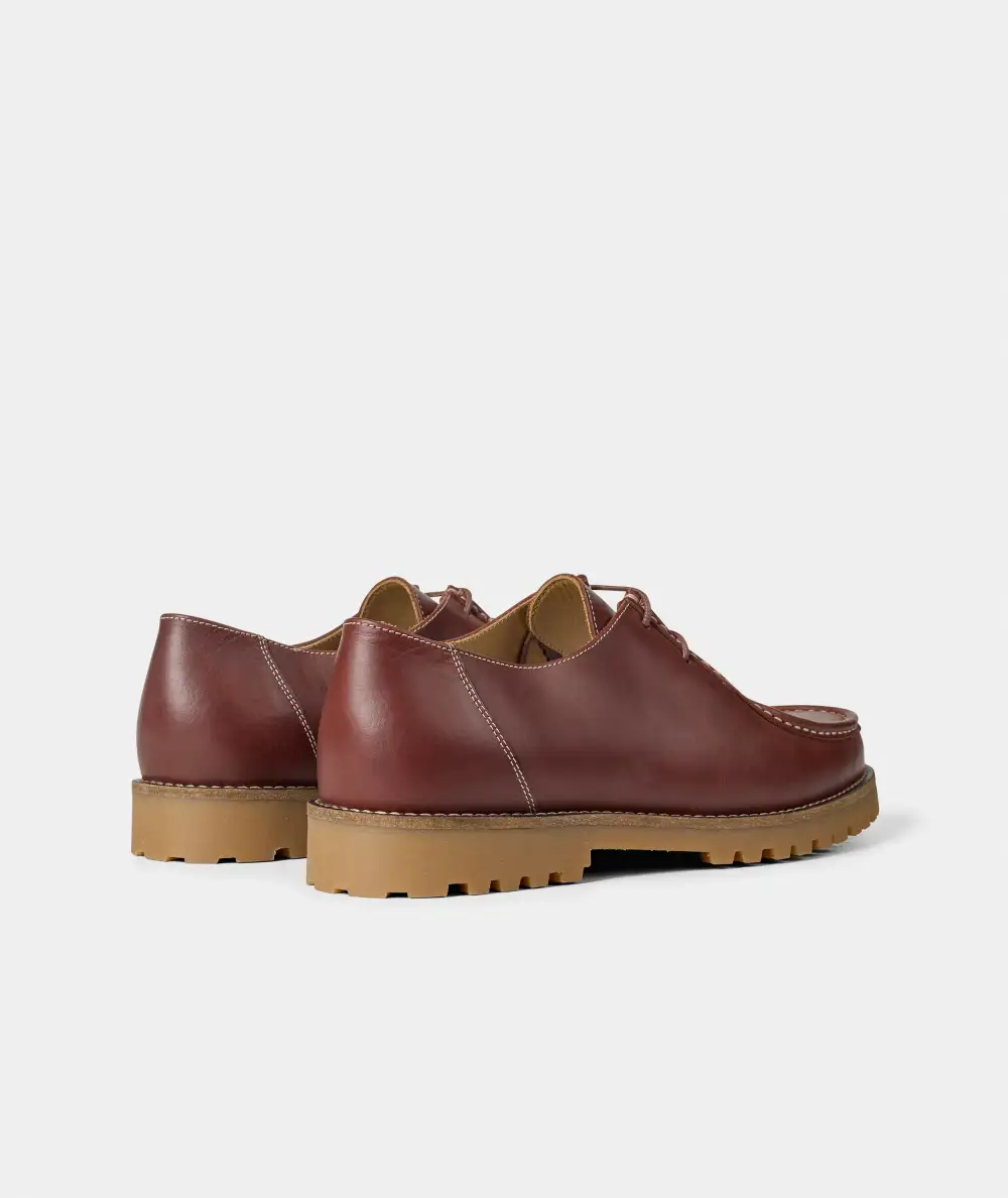 Refined Leather Moc Toe Shoes