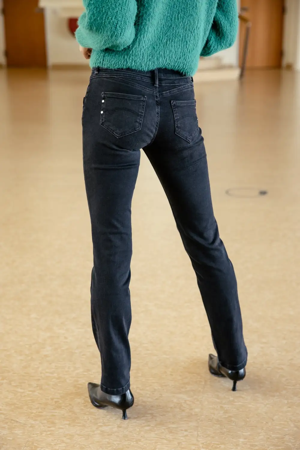 Women's Versatile Clean Denim Jeans